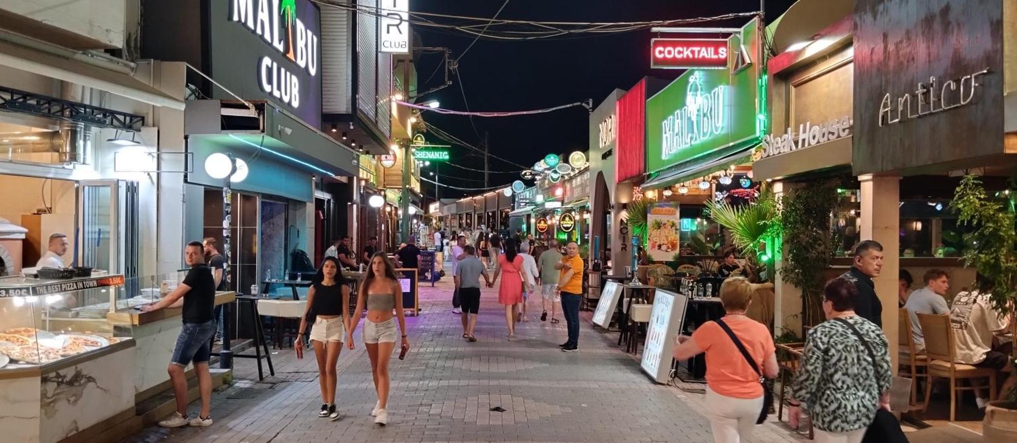Babilia Central Appartment Suites Limenas Hersonisou Hersonissos  Exteriör bild